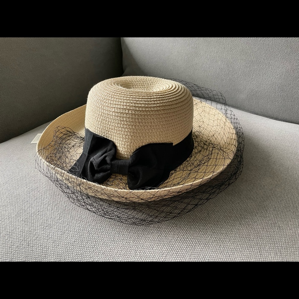 Brand new Fascinator Hat